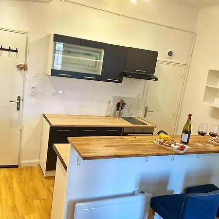Apartment Agreable Refait A Neuf, Centre Historique *